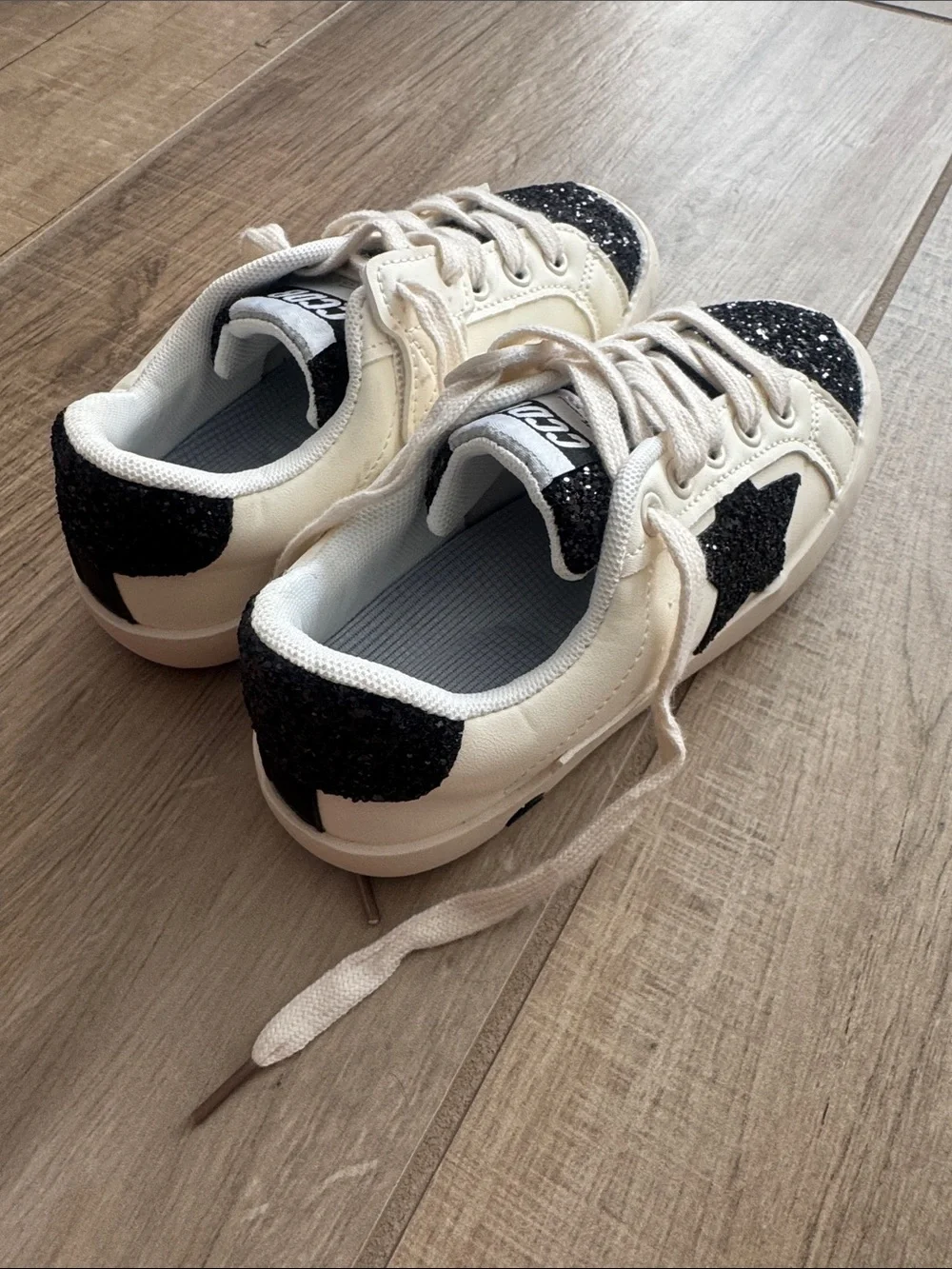 Kids 34 US 13 White Sneakers Black Glitter Star Designer Inspired